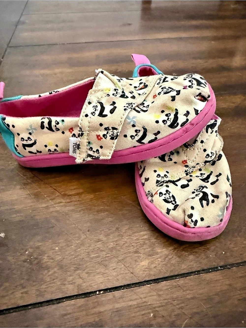 TOMS Tiny TOMS Panda Print Slip-On Tiny Panda Print Slip-On Sneakers Pink &